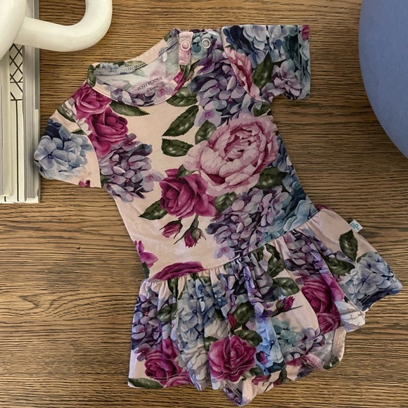 Posh Peanut Dresses Posh Peanut Purple Hydrangea Short Sleeve Twirl